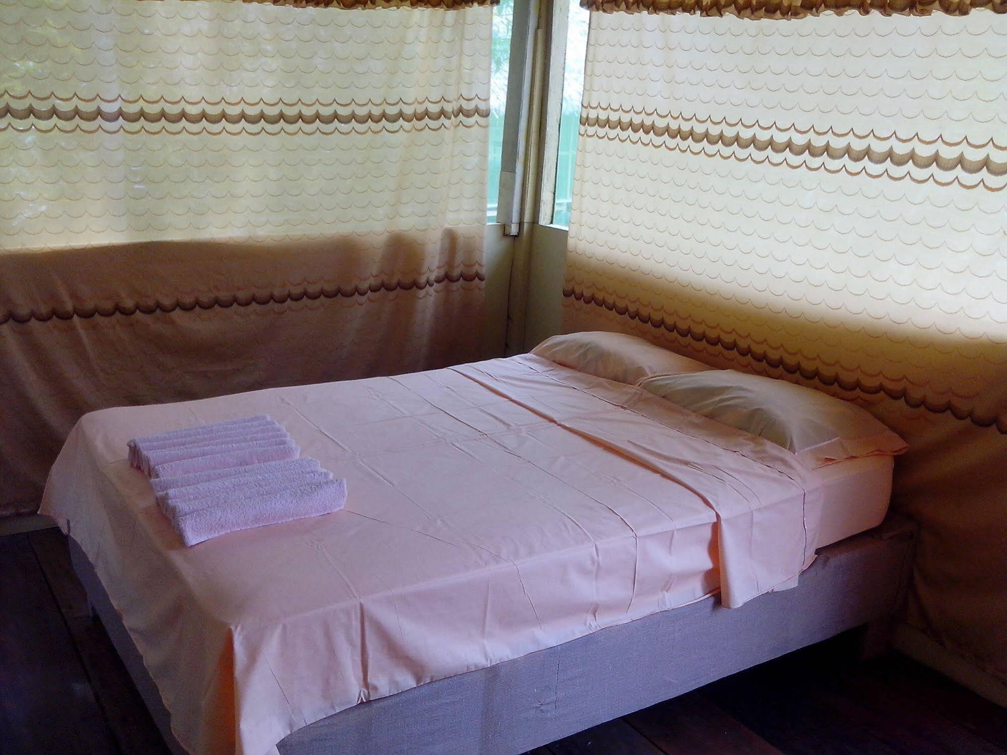 Amazon Queen Lodge Mazan Bagian luar foto
